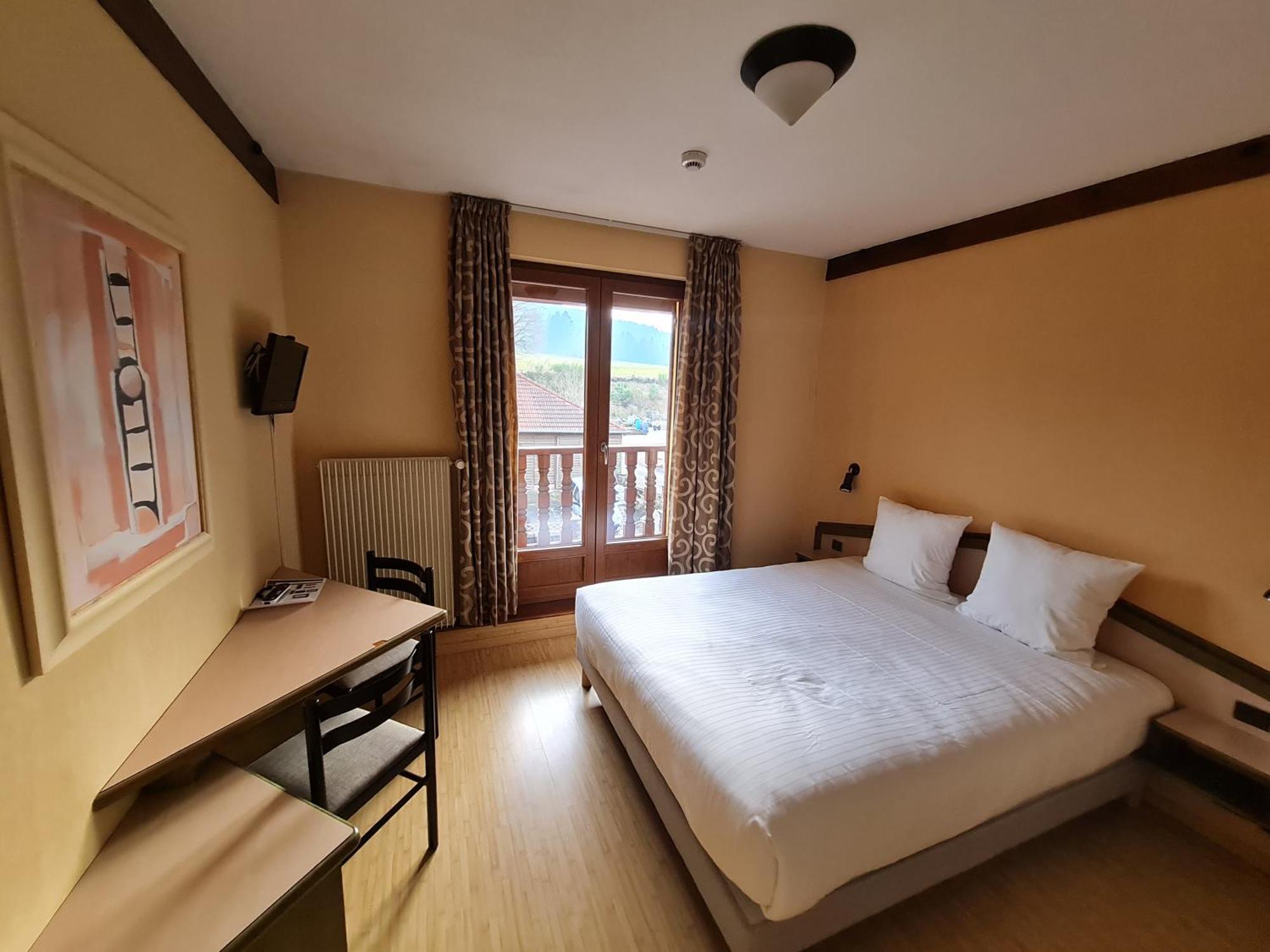 Restaurant A L'Aigle Hotel Wimmenau ภายนอก รูปภาพ