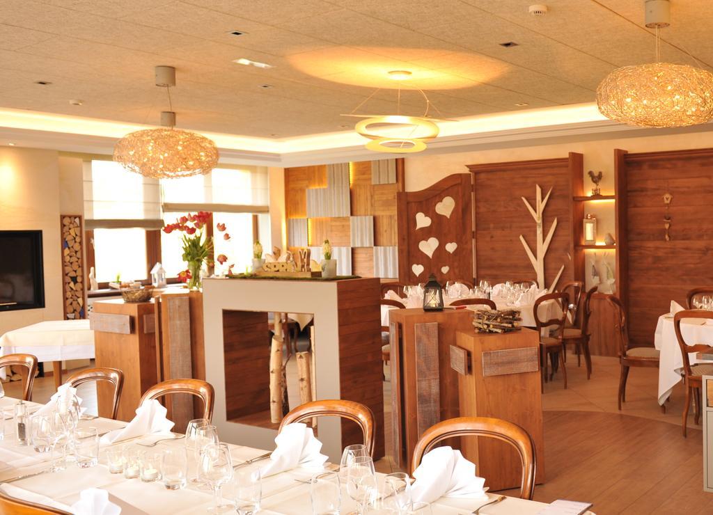 Restaurant A L'Aigle Hotel Wimmenau ภายนอก รูปภาพ