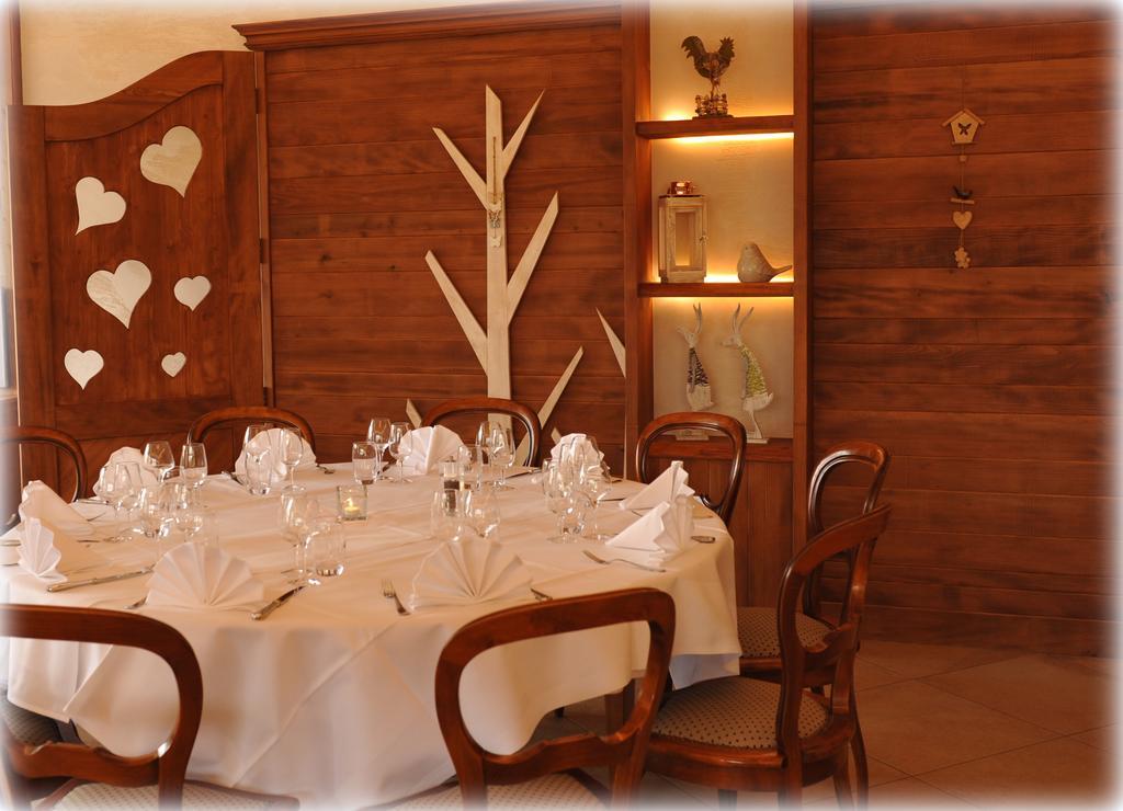 Restaurant A L'Aigle Hotel Wimmenau ภายนอก รูปภาพ