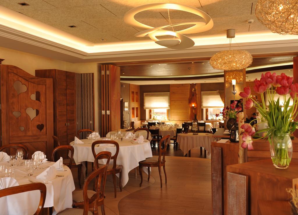 Restaurant A L'Aigle Hotel Wimmenau ภายนอก รูปภาพ
